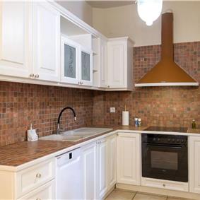 3 bedroom villa with heated pool in Kassiopi, Corfu, sleeps 6